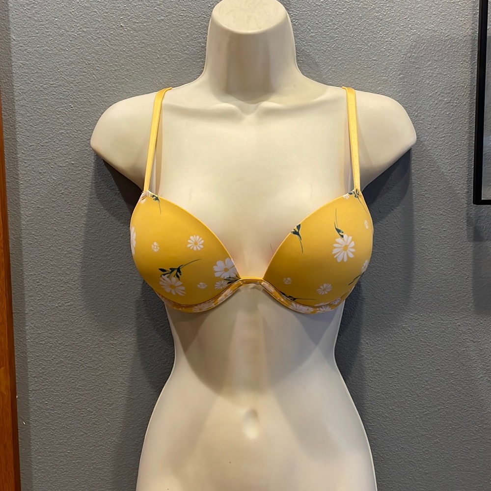 Victorias Secret PINK Push-up Convertible Bra